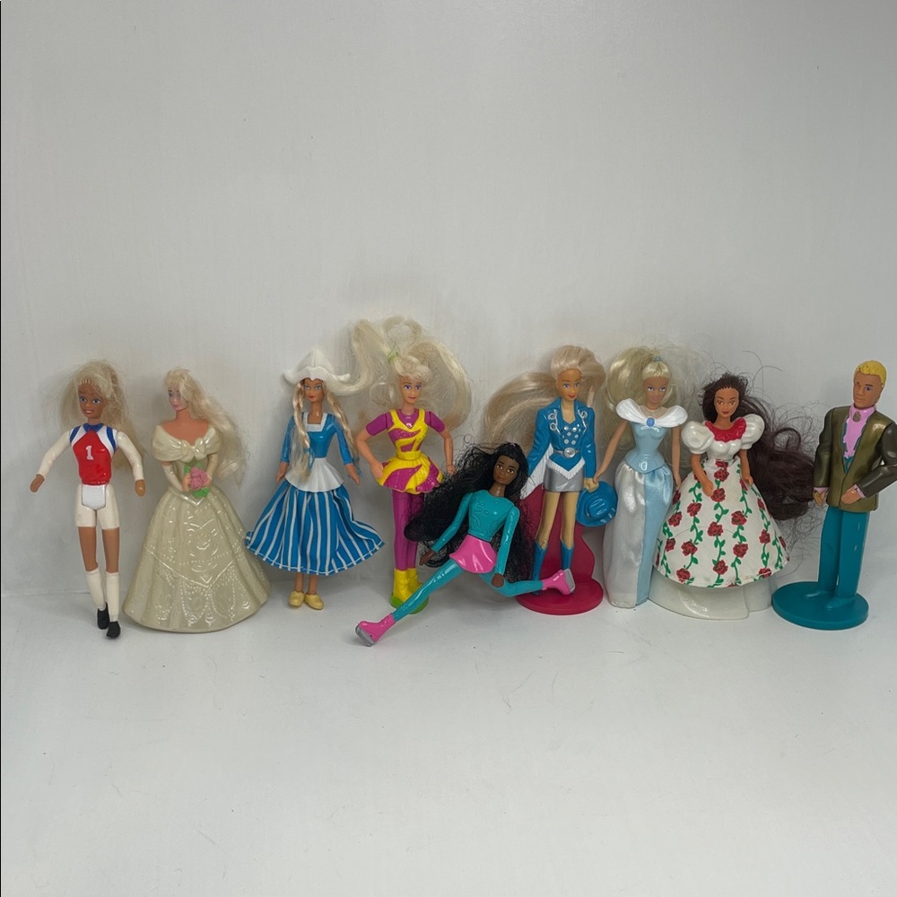 1990s vintage Miniature Barbie Set of 9